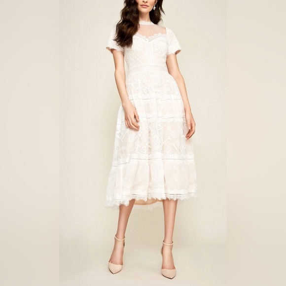 TADASHI SHOJI Camilla Tea Length Lace Dress AWI17173MD Ivory Petal NWT